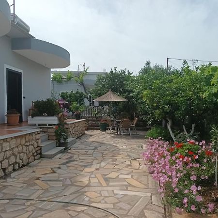 Vila Rexhaj Ksamil Esterno foto