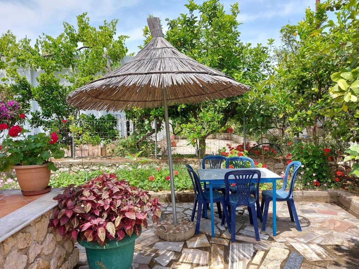 Vila Rexhaj Ksamil Esterno foto
